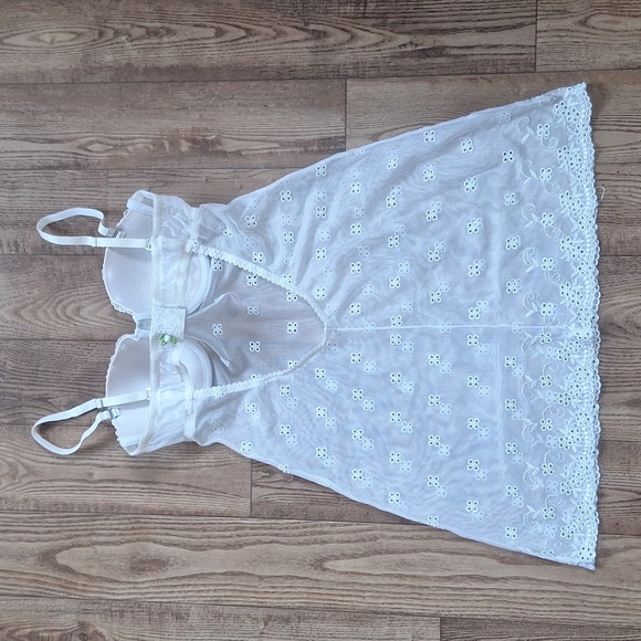 Delicate Lace Nightgown 🤍 - Picture 2 of 7